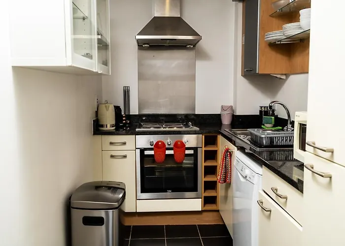 Stunning 1 Bedroom In Grand Cannal Apartmán